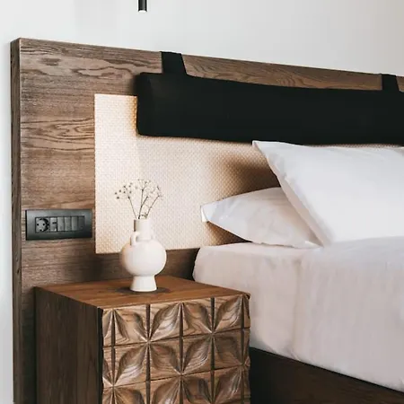 Castor & Pollux Studio 4 *
